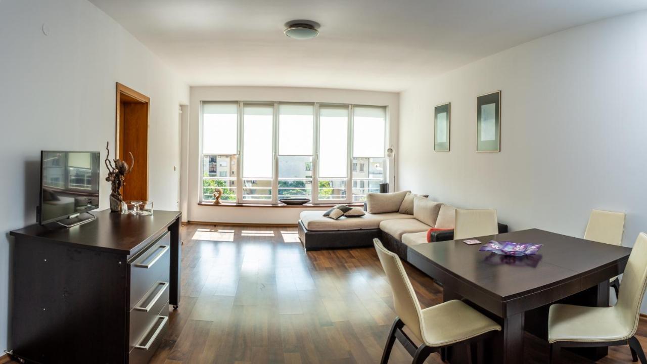 Central Apartment Mountain View Карлово Екстериор снимка