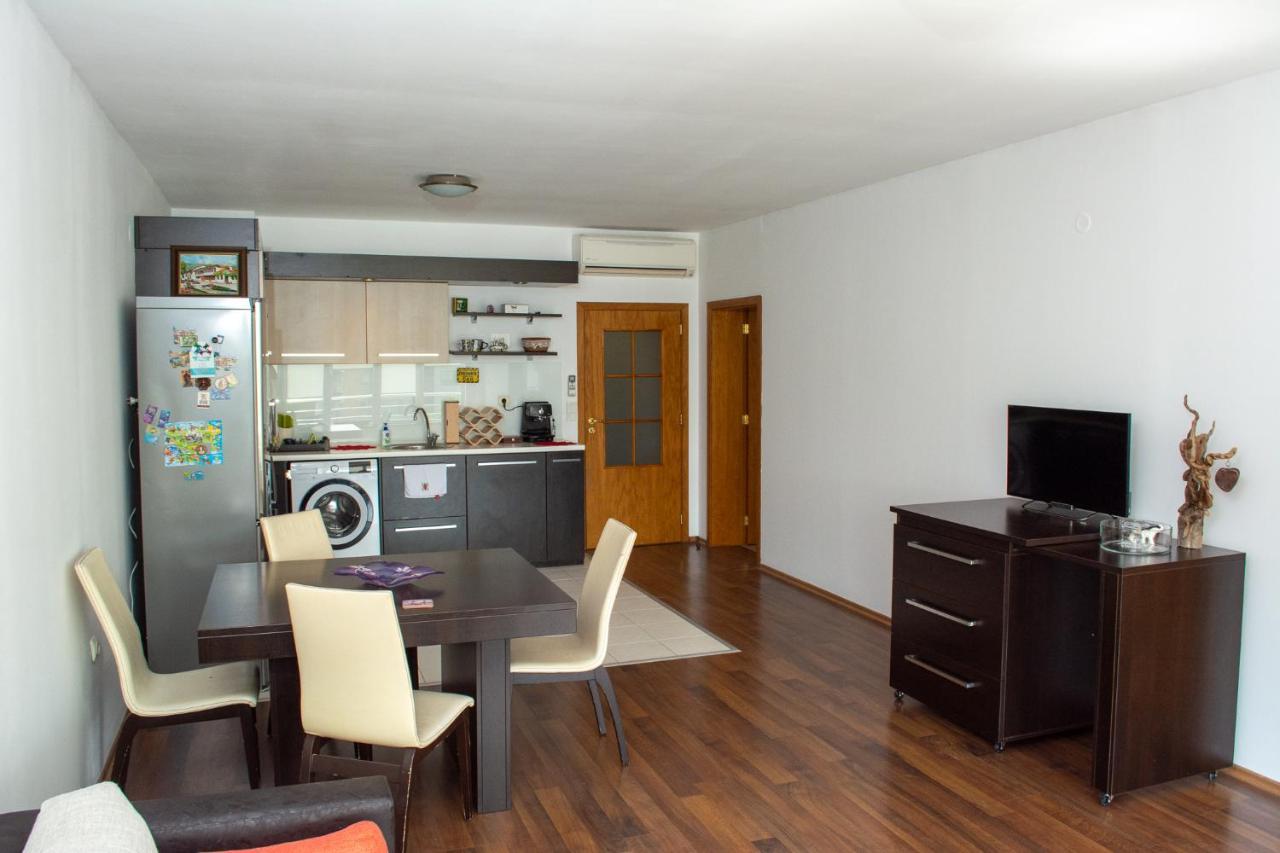 Central Apartment Mountain View Карлово Екстериор снимка